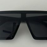 Steve Madden Sunglasses Photo 0