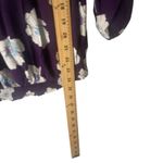 Old Navy Women's Size Medium Purple Hibiscus Floral 3/4 Sleeve Top Photo 7