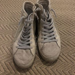 Gold shimmer shoes Size 8.5 Photo 1