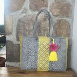 Waterproof Beach yellow and grey Photo 2