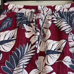 Skies Are Blue  | Maroon & White Hawaiian Print Skirt Lined Size Large w/ Pockets Photo 2