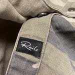 Rails  Camo Floral Embroidered Button Up Shirt Jacket Sz M Edgy City Preppy Chic Photo 8