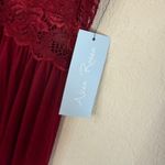 Alcea Rosea Luxurious Burgundy Lace Chemise nightgown size medium Red Photo 4