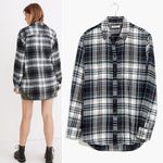 Madewell  Flannel Sunday Shirt in Cronston Plaid Photo 2