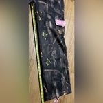 Magellan outdoors Camouflage Cargo Pants with Pink Accents women 2x Photo 6