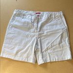 IZOD  Women's White Shorts size 8 Photo 0