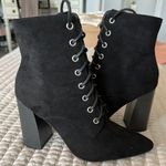 Miss Lola Black Boots Photo 2