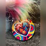Flip Flops Heart Round Keychain With Faux Fur Pom Pom Photo 2