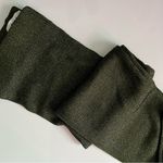 Marios • Green Shimmer Knit Leggings Photo 2