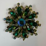 Vintage Emerald Green Aurora Borealis Rhinestone Flower‎ Brooch Pin Photo 0