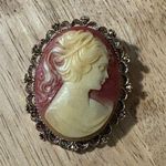 Vintage Gerry's Cameo Brooch Pin Pendant Pony Tail Lady Photo 0