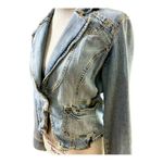 YOUNIQUE Bolero Jean Jacket distressed with front pockets, one button closure. M Blue Size M Photo 4