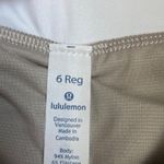 Lululemon speed up shorts 2.5 inch low rise white size 6 Photo 4