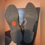 White Mountain NWT size 11M velvet brown adjustable sole point toe ankle bootie Photo 5