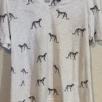 Chico's Size 1 M White Cheetah Print V Neck Short Sleeve T Shirt Top Photo 2