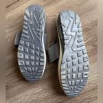 None Women’s Gray Slip-On Fashion Shoes 10.5 Photo 4