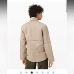 Lululemon NWT Caught in the Rain Jacket / Sandlot / 6 Photo 2