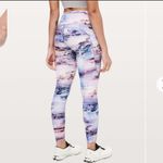 Lululemon Fast & Free 7/8 Tight II *Nulux 25"
Sunrise Silhouette Multi Photo 1