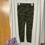 Colorfulkoala  Camo Print 7/8 Leggings Size Medium Photo 1