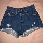 Levi’s 501 Shorts Photo 0