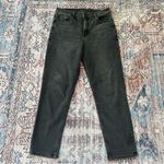 American Eagle  Outfitters Mom Jean in Black Wash Charcoal Grey Size 8 Photo 3