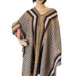 Urban Coco  poncho One Size Photo 2