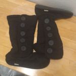 A La Mode Muk Luks 6 Knit Button Up Sweater Boots in Dark Navy Blue Photo 3