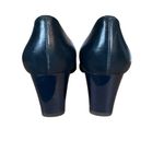 St. John black leather pumps with accent bow women's size 6 Photo 4