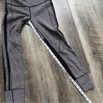 Lululemon Hit It 7/8 Tight 25" Frozen Fizz White Black / Black Size 4 Photo 10