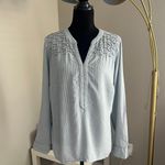 Bandolino Women Long Sleeves V-Neck Beaded Tunic Blue White Striped Blouse Sz M Photo 0