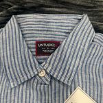 UNTUCKit Casual Blue and White Striped Shirt Size 0 Photo 1