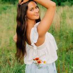 Ivy & Leo Top Photo 1