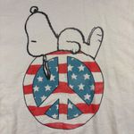 Old Navy Womens XXL Snoopy Peace Sign American Flag Graphic T Shirt White Photo 2