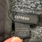 EXPRESS Sherpa Unisex Vest Grey Small Outdoor Winter Fall Layering Active Photo 1