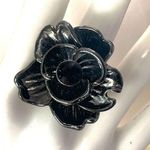 Grey flower ring with red rhinestone center Gray Photo 0