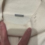 Elie Tahari Elegant White Cable Knit Sweater Photo 2