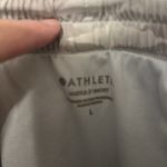 Athleta  3” Hustle Shorts Taupe Camo‎ Size Large Photo 4