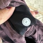 Lululemon  Align Pant 28"
Mini Dusk Floral Antique Bark Black
Size 2 Photo 4