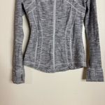 Lululemon ladies athletic wear Gray Full-Zip define Jacket SZ 4 gym working out Photo 2
