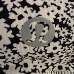 Lululemon  Energy Bra in the Ditsy Daisy Black White print Luxtreme 4 EUC Photo 5
