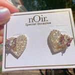 Noir crystals paved heart purple butterfly gold tone studs earrings Photo 0