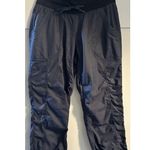 The North Face  MOTION Navy Blue Athletic Capri Pants Joggers Women's Size XS Photo 0
