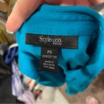 Style & Co Cute aquamarine lightweight roll sleeve pockets button front cotton top soft Photo 4