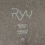 Ryu  Apparel Black Fitted Leggings Photo 3