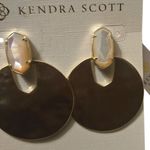 Kendra Scott  Gold and Cream Earrings Photo 4