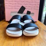 Kensie womens Jipsy adjustable slip on slides sandals black 6. Photo 4