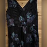 Vince NWOT Size 12 Pleated Twist Front Watercolor Floral Print Midi Dress Photo 4