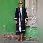 Tuckernuck  X Atlantic-Pacific Embroidered Hartman Linen Dress Navy & White Small Photo 5