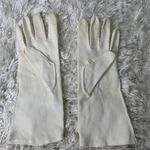 50s 60s White Gloves Pearl Embellishment OSFM Photo 1