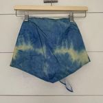 & Other Stories & Other Stories Women’s 2 Tie Dye Bandana Crop Top Photo 0